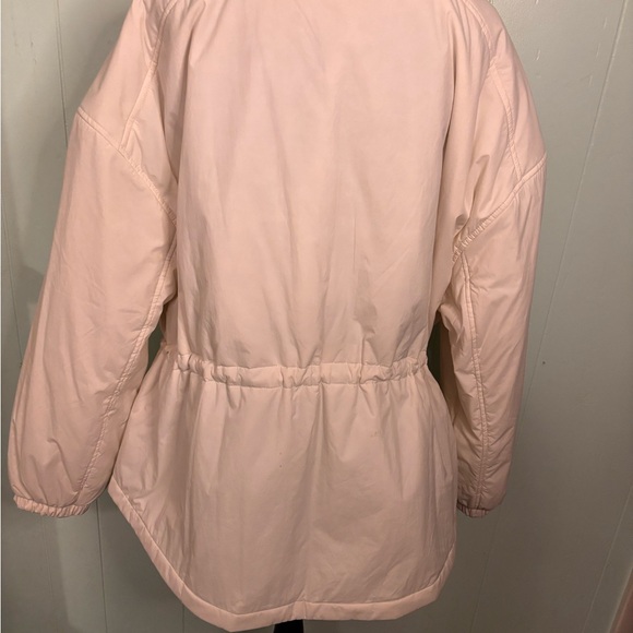 Old Navy Women's White Puffer Jacket - Picture 3 of 8